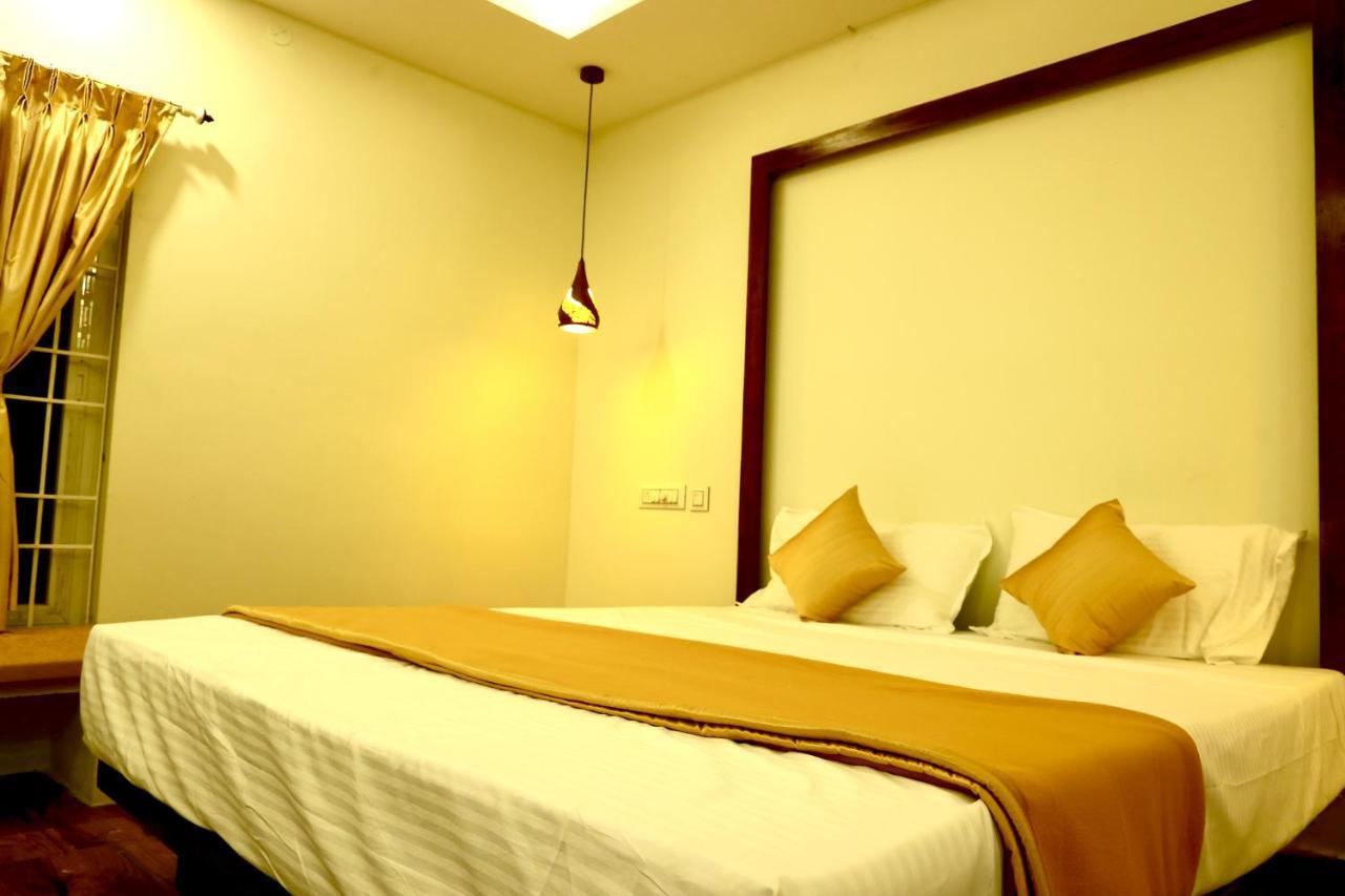 Jack'S Den Residency Hotel ปอนดิเชอรี ภายนอก รูปภาพ